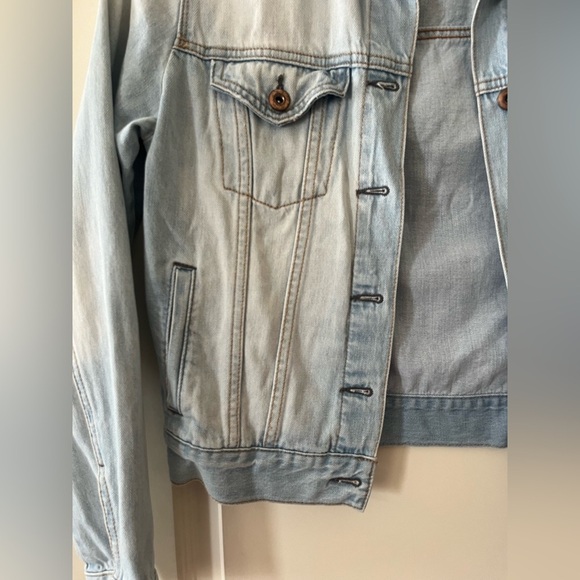Forever 21 Light Blue Wash Denim Jacket Women’s Size Small - Picture 4 of 12